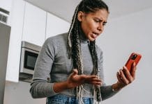 Rząd federalny zafundował podróżującym chaos