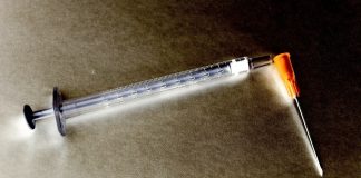 Kumor: Szczepienie z solidarności