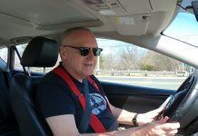 Jakiej ja jestem rasy? – pyta Andrzej Kumor