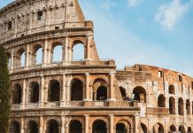 Alberta: Nowy program nauczania zbyt eurocentryczny i prochrześcijański