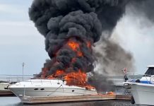 Łódź w Bayport Marina w Midland zapaliła się tuż przed godziną 13.00 19 maja.