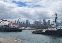 Nowy most wpłynął do Toronto