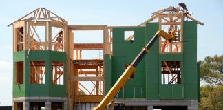 BUDUJEMY DOM? PAMIĘTAJMY O ZONING BY-LAWS