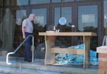 Msze św. w kościele po rezerwacji, a na parkingu bez masek