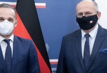 Rau: Kwestia reparacji wciąż na stole