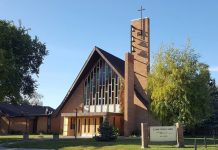 Katolicki ksiądz uciszony w związku z wypowiedziami na temat szkół z internatami