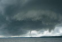 Co robić, gdy nadciąga tornado?