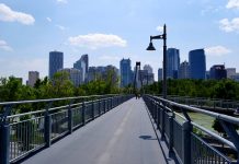 W sprawie pandemii Alberta polega na zdrowym rozsądku