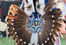 Prawnicy, którzy wygrali pozew zbiorowy dla Indian chcą 4580 dolarów za godzinę pracy