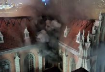 Pożar w zabytkowym kościele w Kijowie