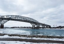 W pełni zaszczepieni Kanadyjczycy nie będą potrzebować testu na COVID-19, aby przekroczyć granicę lądową USA