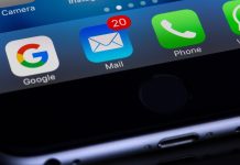 Aby pracownik nie myślał o firmowym mailu podczas kolacji z rodziną