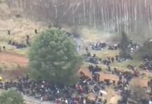 Łukaszenka ostrzega: podejmowane są próby “przerzucenia tam broni z Donbasu”.