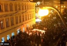 Protesty przeciwko paszportom szczepionkowym w Czechach