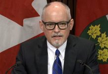Ontario: Główny lekarz straszy, że maskowanie jest w planach