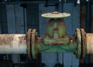 Niemczyk: Gaz i ekologiczna energia w służbie utopii