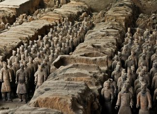 Farmus: Stany, Chiny, Rosja (znów?), NATO i co?