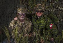 Osiem miliardów dolarów dodatkowo na obronność