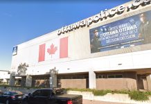 Niezaszczepieni policjanci w Ottawie wracają do pracy