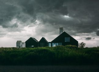 Farmus: Prawa natury, siła wyższa (Act of God)