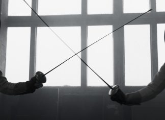 Kumor: Pchajmy młodzież na palcaty