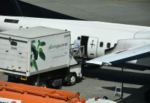 Sto tysięcy dolarów na jedzenie podczas jednego przelotu gubernator generalnej