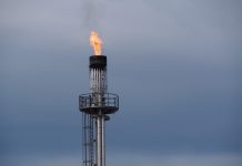 W sektorze ropy i gazu brakuje pracowników