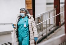 System opieki medycznej mogą uratowac tylko podwyżki płac