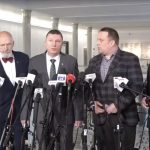 Czy Mateusz Morawiecki był informatorem STASI? Konferencja prasowa KONFEDERACJI – zapis