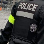 Policjanci z Montrealu zostali poproszeni o usunięcie naszywek oddających hołd katolickiemu patronowi organów ścigania.