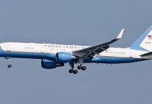 Kamali Harris zepsuł się samolot