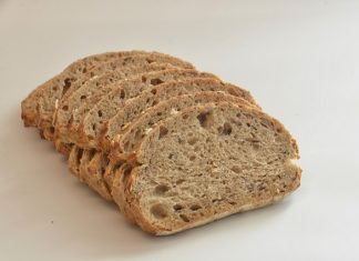 Ligęza: NIEŁATWY CHLEB