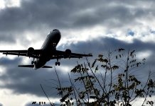 Ontario buduje na łapu capu – zatwierdzono wieżowiec na drodze lądowania