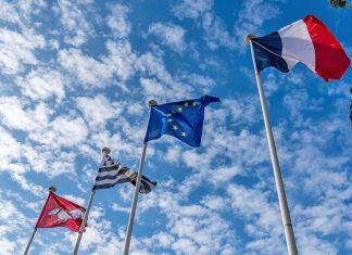 Farmus: Czy już jesteśmy obywatelami Super Europy?