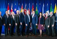 Premierzy Kanady zjednoczeni w krytyce federalnej polityki mieszkaniowej i wybiórczych ulg w podatku węglowym