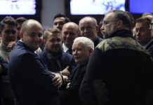 Jarosław Kaczyński pojawił się z interwencją poselską w siedzibie TVP