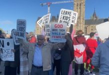 Tysiące Kanadyjczyków wyszło na ulice w ramach drugiego dorocznego Marszu Miliona Osób