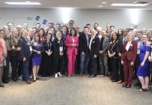 Członkowie partii rządzącej w Albercie apelują o powrót do merytorycznego zatrudniania