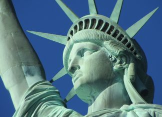 Kumor: Trump czyli ostatnie tupnięcie Ameryki