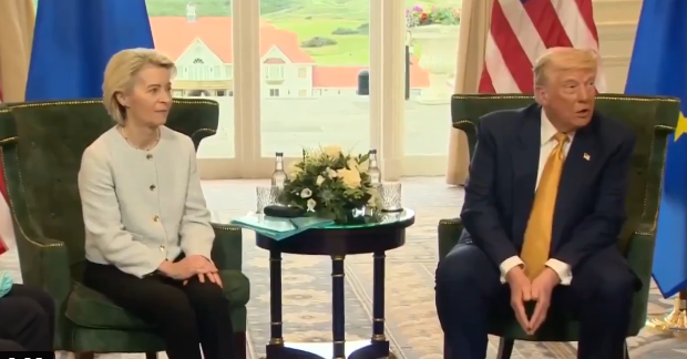 USA mają układ taryfowy z Europą, Trump krytykuje wiatraki