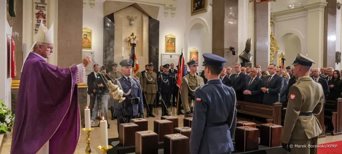 015_Cover_3_Prezydent_Karol_Nawrocki_86_rocznica_agresji_ZSRR_na_Polske_20250917_MB1_2480