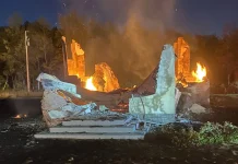 W Albercie spalono kolejny kościół