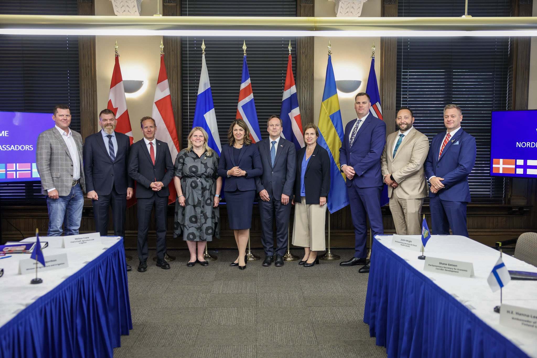 Polityki zagranicznej Alberty ciąg dalszy…