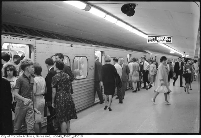 Toronto rozmieści służby kryzysowe na peronach metra