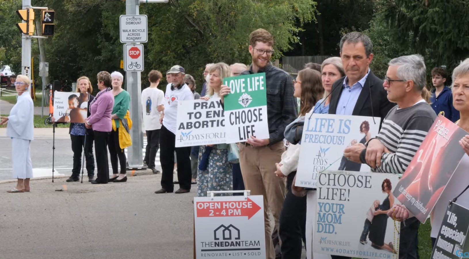 Tysiące staną na łańcuchu życia w Kanadzie – stań razem z nimi!