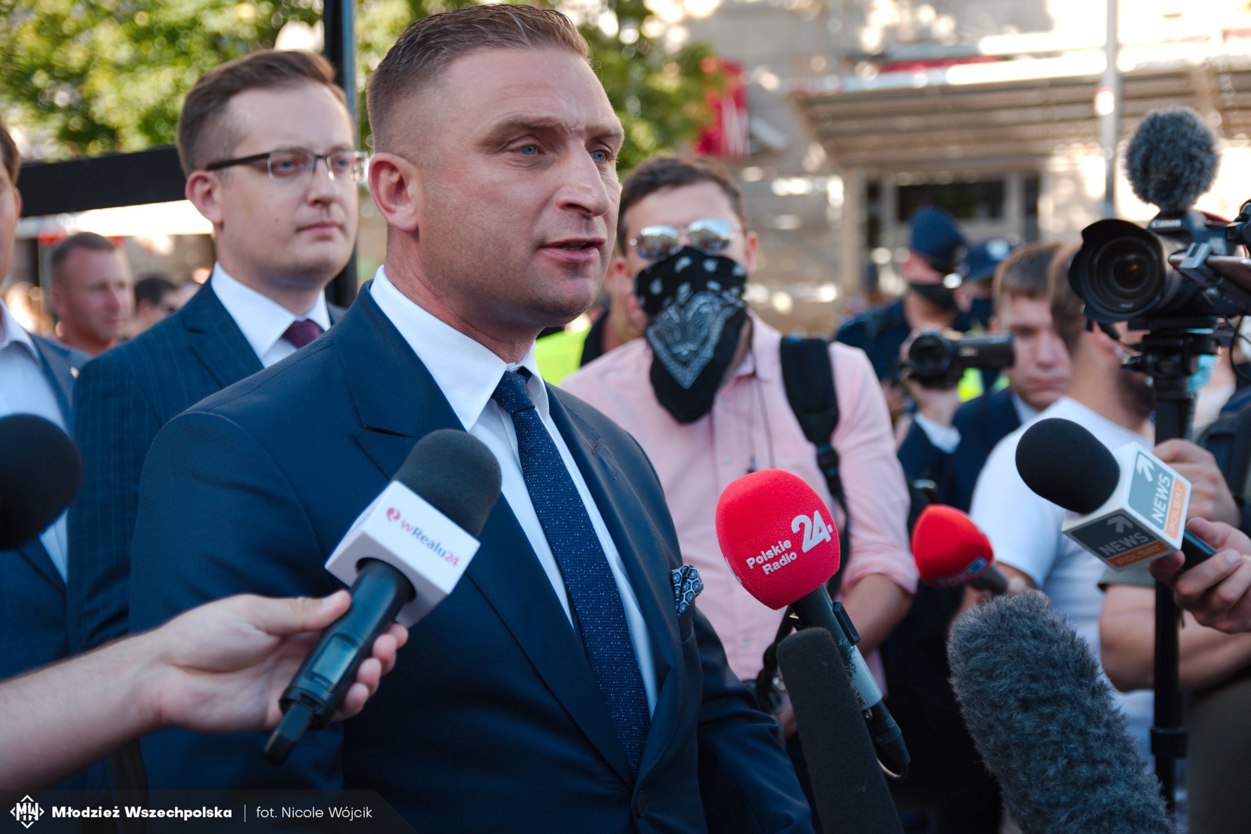 Legieć: Robert Bąkiewicz i zderzenie cywilizacji!