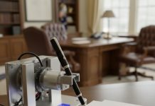 Trump unieważnił decyzje Bidena podpisywane autopenem