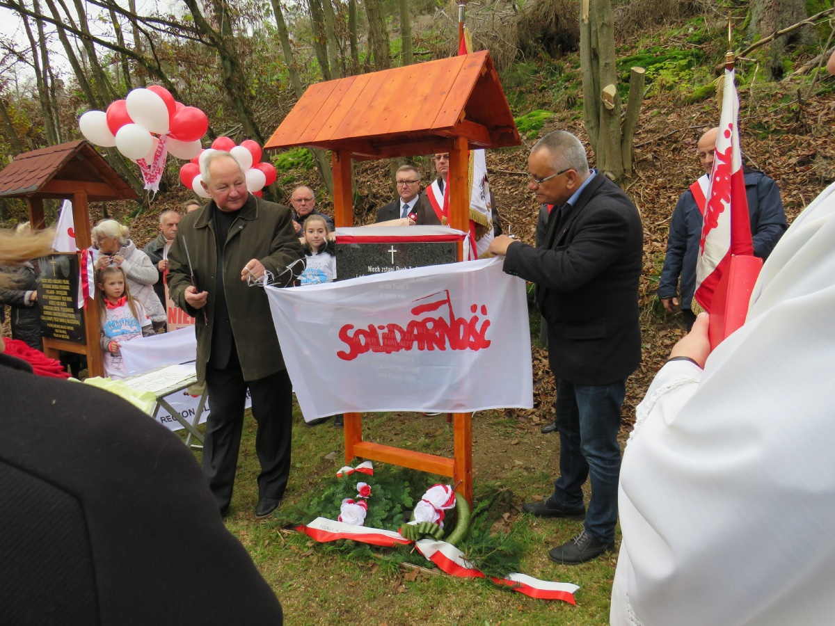 Legieć: Polska jest tam, gdzie biją polskie serca !