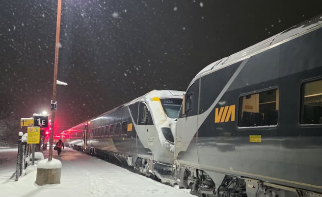 12 godzin opóźnienia na trasie z Toronto do Ottawy