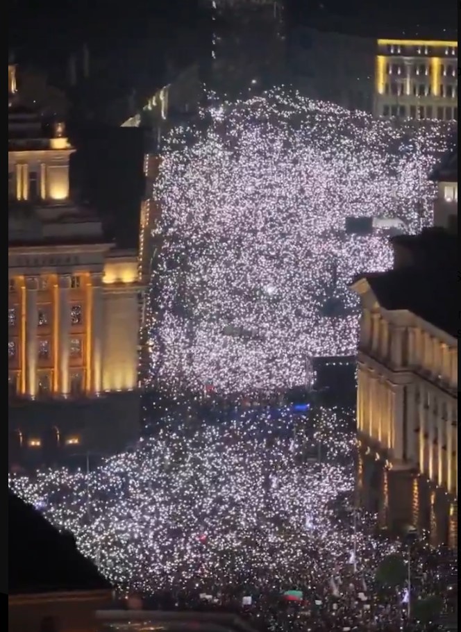 Masowe protesty w Bułgarii doprowadziły do dymisji rządu